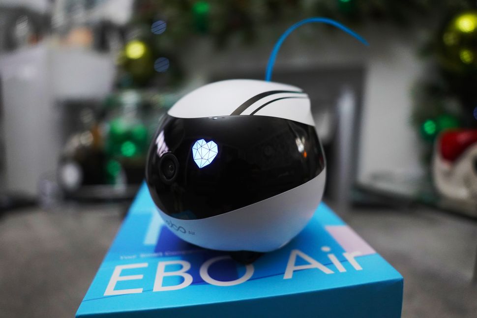 Digital Camera World: Enabot EBO Air is An adorable robot pet camera